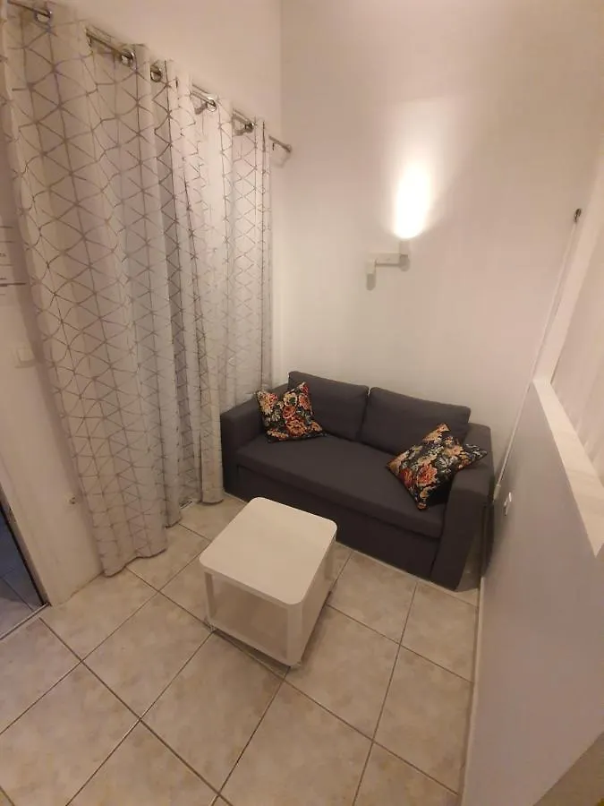 Sunset_Apartments Only 15 Meters From The Sea Neos Marmaras 0*,  Grecia